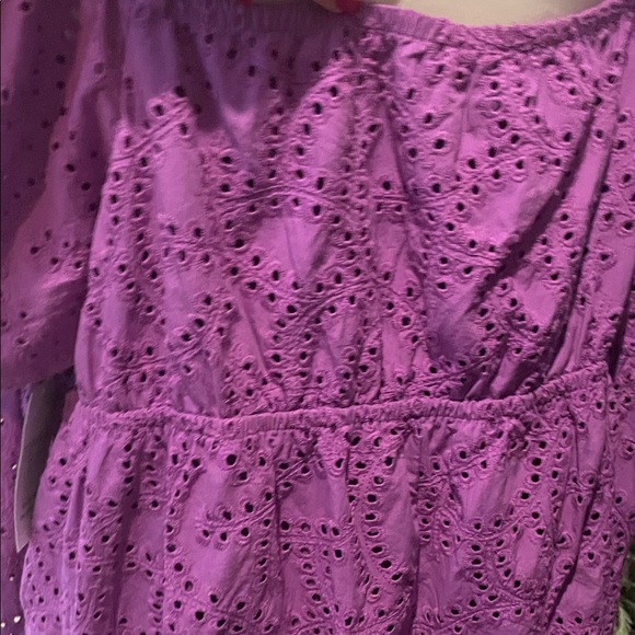 AND Time and Tru Purple Scoop Neck Top - Picture 11 of 12